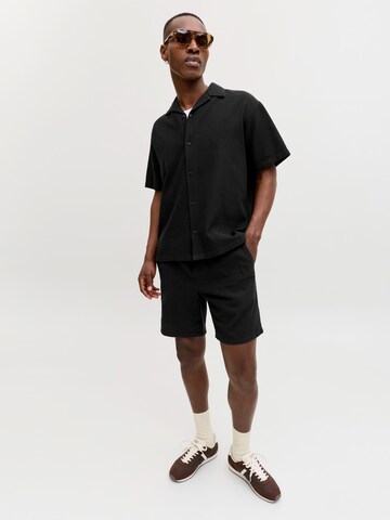JACK & JONES Strój do biegania 'JJGLOBAL' w kolorze czarny