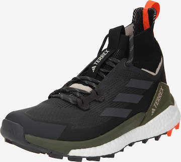 ADIDAS TERREX - Botas 'Free Hiker 2.0' en negro: frente