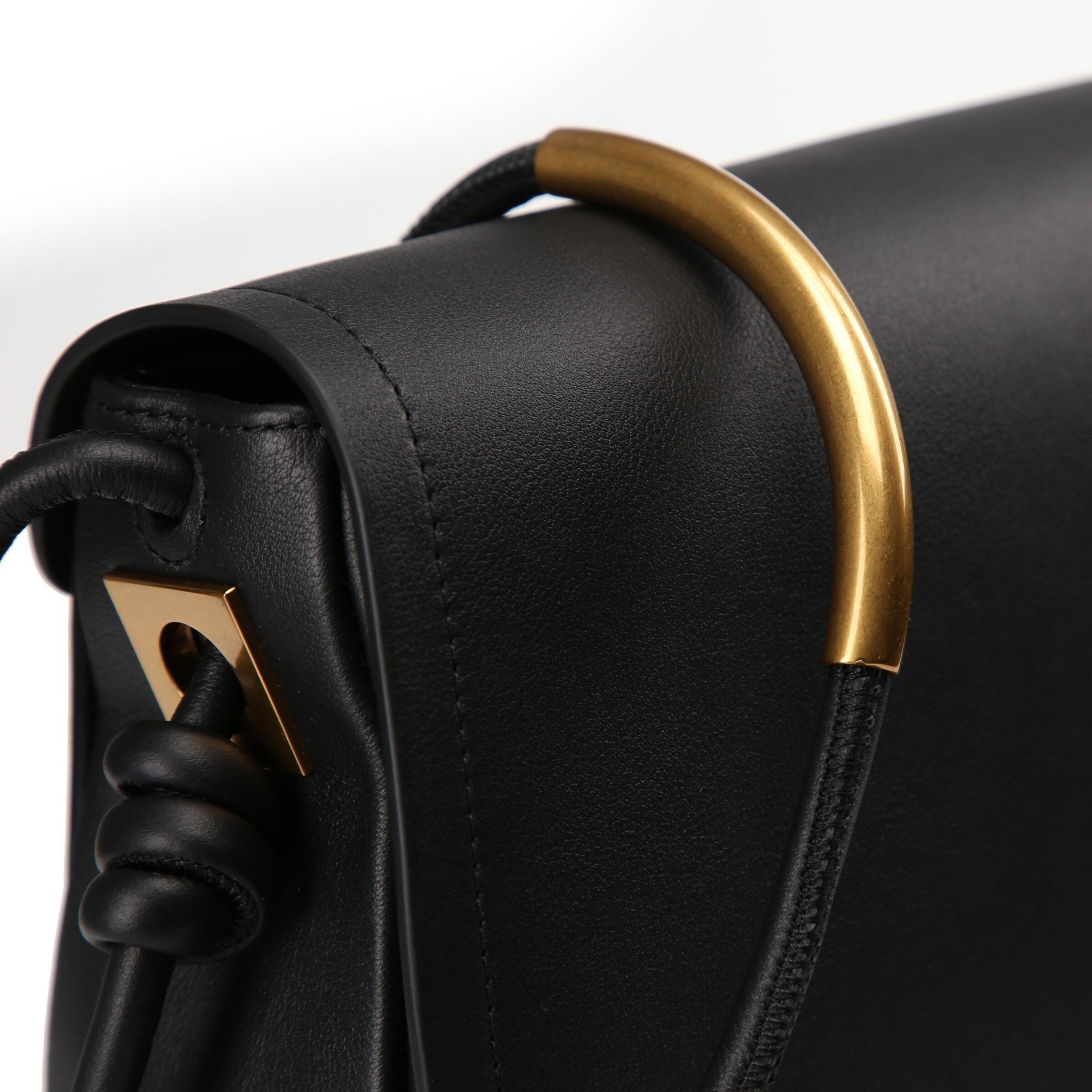 PINKO Crossbody bag 'Saddle' in Black