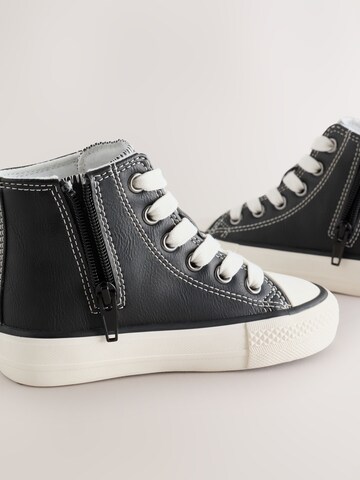 Next Sneaker 'Hi' in Schwarz