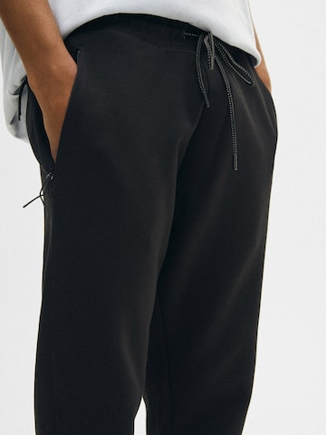 Pull&Bear Regular Broek in Zwart