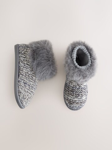 Next Домашни пантофи в сиво