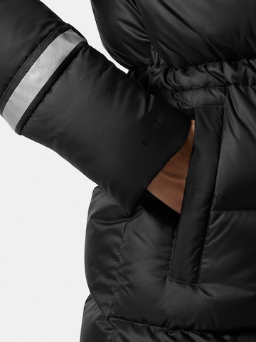 Veste outdoor 'ESSENCE' HELLY HANSEN en noir