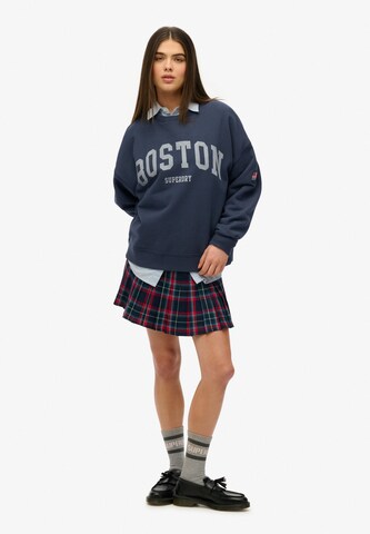 Sweat-shirt 'Athletic Essentials' Superdry en bleu