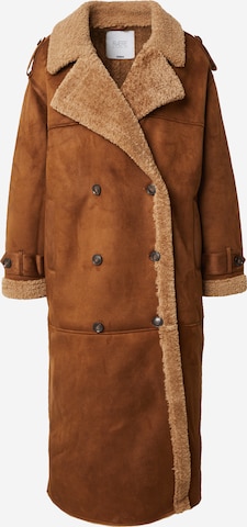 RÆRE by Lorena Rae Winter coat 'Grace' in Brown: front