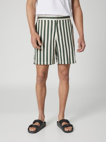 Regular Pantaloni 'Sascha' de la Guido Maria Kretschmer Men pe verde: față