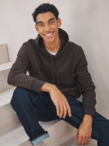 Next Суичър в кафяво