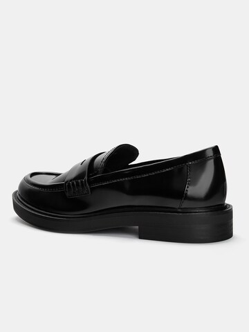 Pull&BearSlip On cipele - crna boja