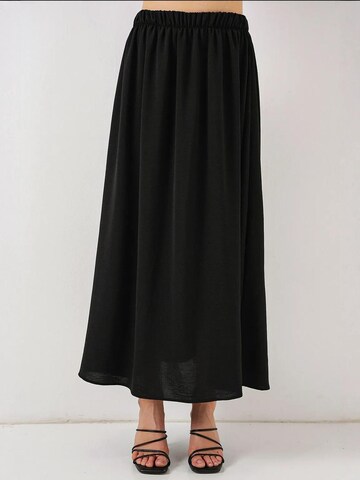 Bigdart Skirt in Black
