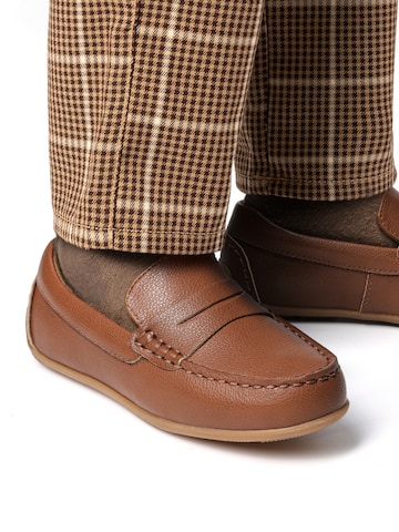 Bruno Marc Flats in Brown