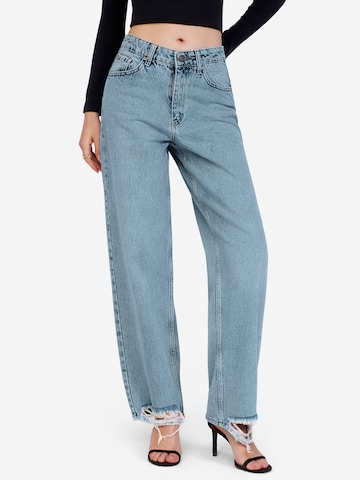 Imily Bela Boot cut Jeans in Blue: front