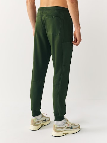 NextTapered Sportske hlače - zelena boja