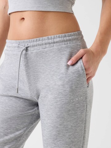 GUESS Slimfit Hose in Grau
