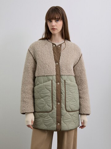 Scalpers Between-Season Jacket in Green