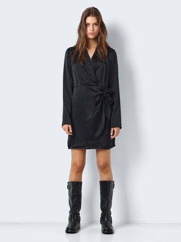 Noisy may - Vestido 'NMLEYLA' en negro