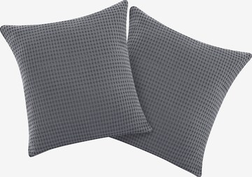 andas Pillow in Grey: front