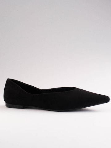 The Set - Bailarina en negro