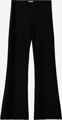 Bershka Rozkloszowany krój Spodnie w kolorze czarny: przód