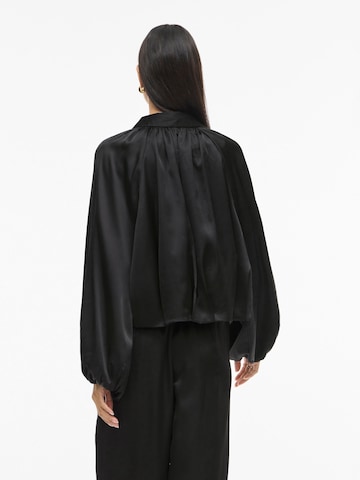 Giacca di mezza stagione 'VINela' di VILA in nero