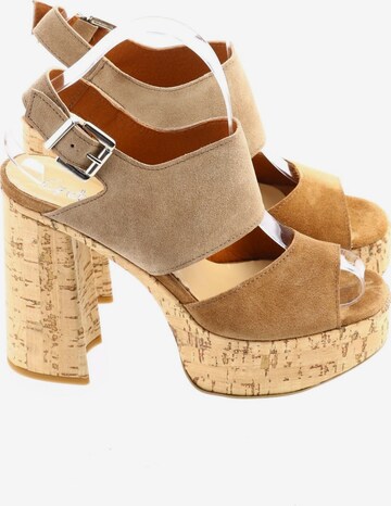 Get it Sandaletten 38 in Beige