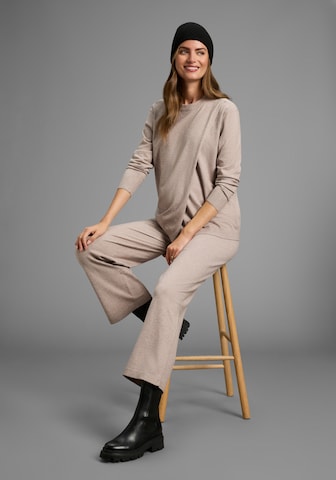 Neun Monate Pullover in Beige