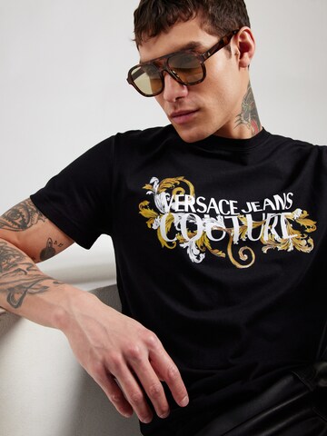 Maglietta di Versace Jeans Couture in nero