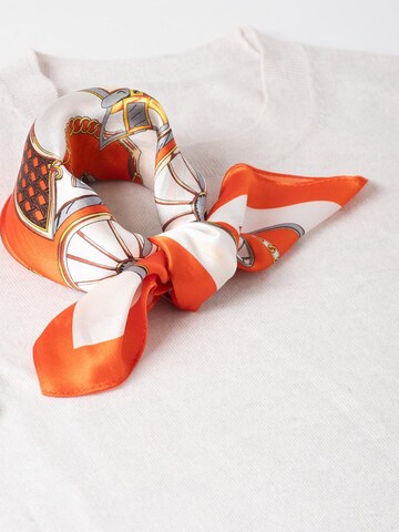 MayTree Scarf 'Seidentuch quadratisch Märchenkutsche  53x53 orange' in Orange