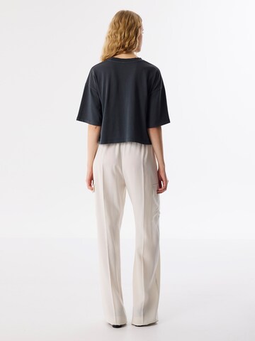 Twist Shirt in Grijs