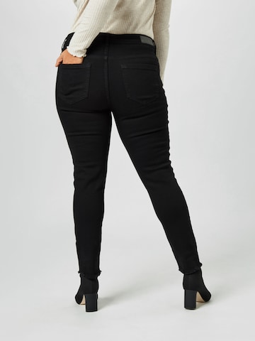 ONLY Carmakoma Skinny Jeans 'Carwilly' in Black