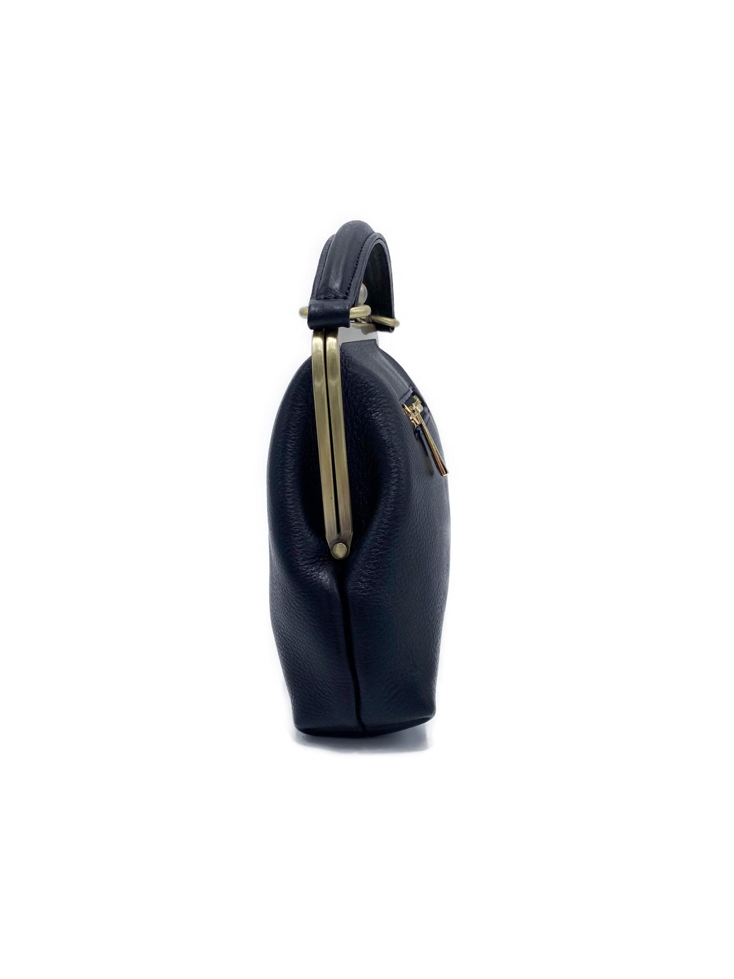 Borsa a mano 'Kleine Olive – Leder Handtasche & Umhängetasche' di Taschenkinder in nero