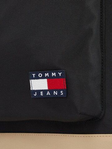 Sac à dos 'ESS DAILY' Tommy Jeans en noir