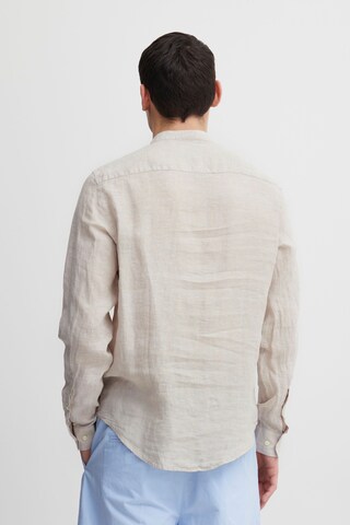 Coupe regular Chemise Casual Friday en gris