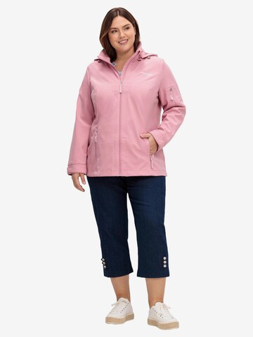 SHEEGO Performance Jacket in Pink