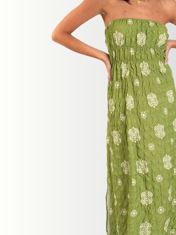 Robe THE-ARE en vert