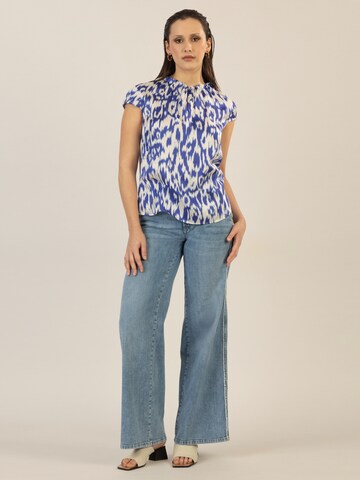 APART Blouse in Blue