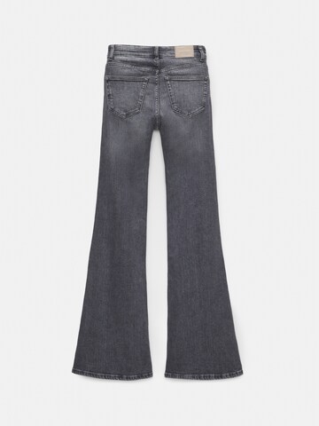 Pull&Bear Bootcut Jeansy w kolorze szary