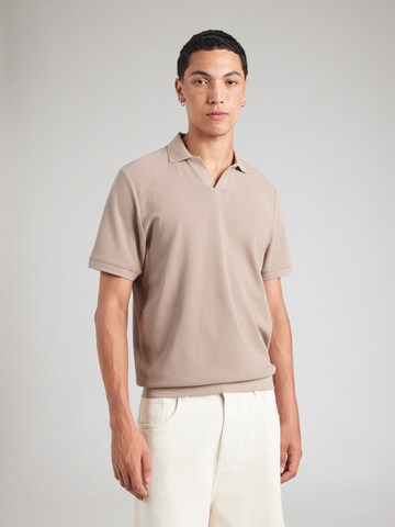 s.Oliver T-shirt i brun: framsida