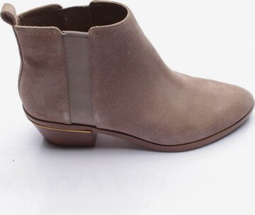 Michael Kors Dress Boots in 38 in Brown: front