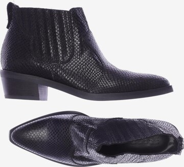 ESPRIT Dress Boots in 40 in Black: front
