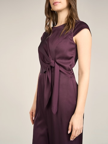 APART Jumpsuit in Brown: front