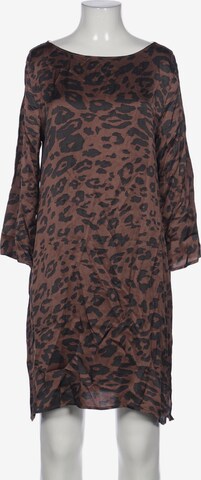 Juvia Dress in M in Brown: front