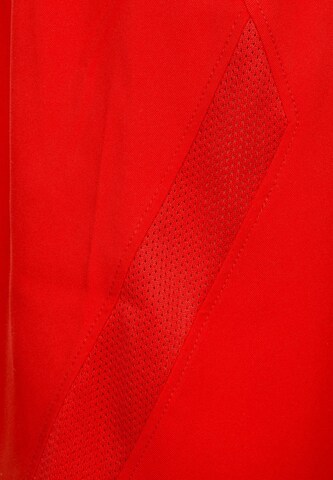 regular Pantaloni sportivi 'Laser IV' di NIKE in rosso