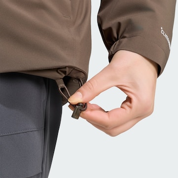 ADIDAS TERREX - Chaqueta de montaña 'Essentials' en verde