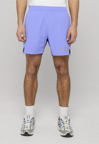 HALO Loose fit Pants in Purple: front