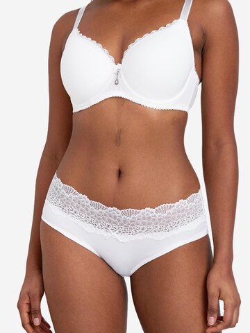 SugarShape Boyshorts 'Pure Lace' in White: front