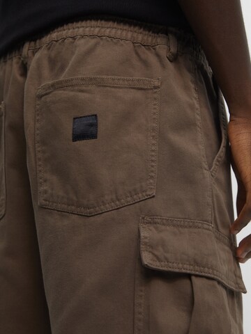 Pull&Bear Regular Cargo Pants in Brown