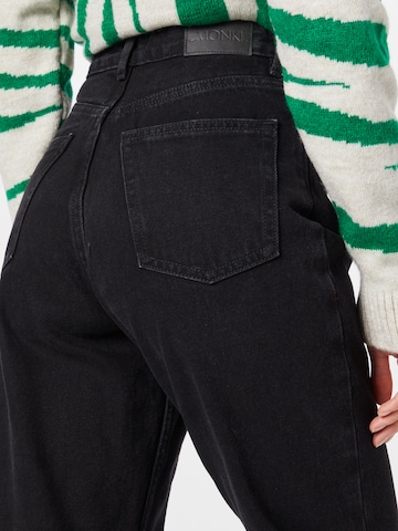 Monki Regular Jeans i svart
