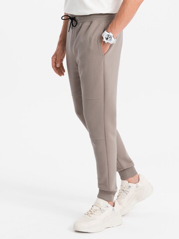 Effilé Pantalon 'PASK-0129' Ombre en gris