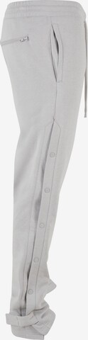 Urban Classics Tapered Pants 'Button Down' in Grey