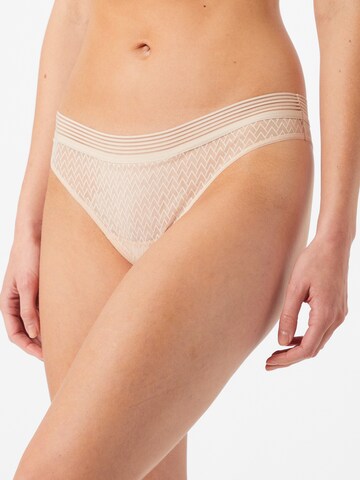 PASSIONATA String in Beige: predná strana